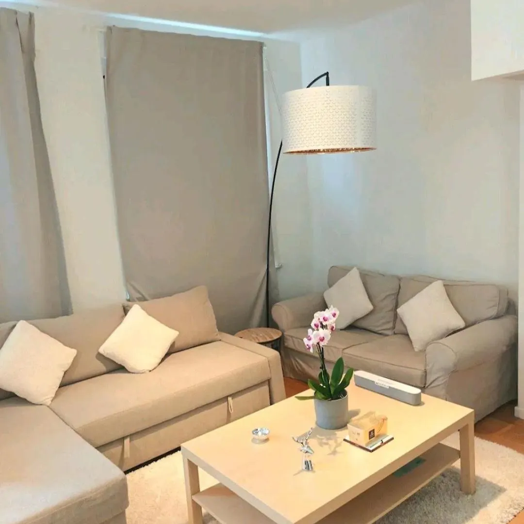 Beautiful 2 Bedroom Apartment In Place Flagey Bxl Bruxelles 0*,  Belgien