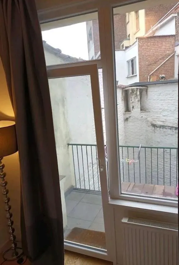Beautiful 2 Bedroom Apartment In Place Flagey Bxl Bruxelles