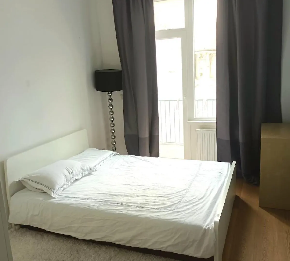 Beautiful 2 Bedroom Apartment In Place Flagey Bxl Bruxelles